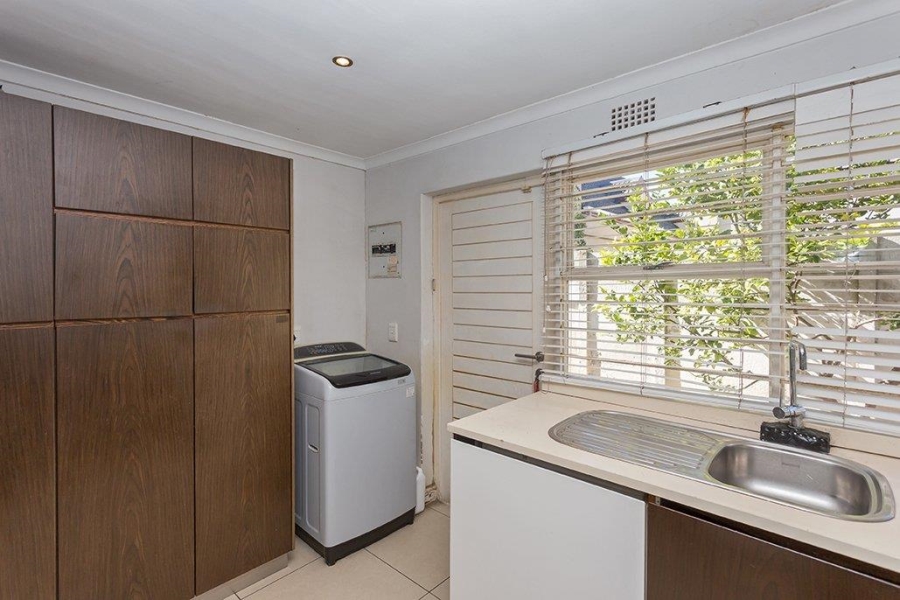 5 Bedroom Property for Sale in West Beach Western Cape